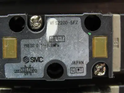 SMC VFS2300-5FZ Pneumatic 8-Station Solenoid Manifold w/6 Valves 24VDC VFS2000
