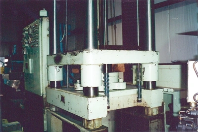 Used RODGERS TCM-AX200-3024B 4 POST TRANSFER / COMPRESSION MOULDING Hydraulic Presses Pennsylvania US | Hadanich Machine #1443572