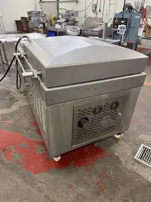 Ultra Source Ultravac 880 vacuum packager & Henkelman DT 100 diptank