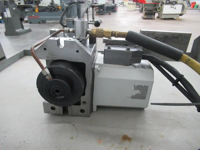 USED 2005 HAAS HA5C