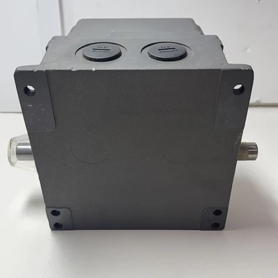 NEW Balluff BSW-113-493-X64-WA-06L3-9.9-1189