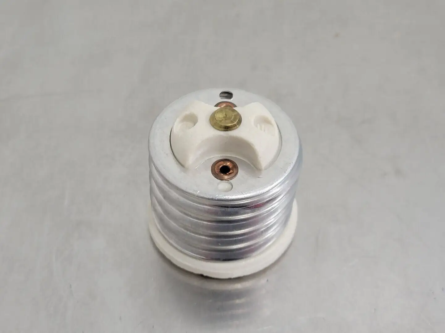 NEW LEVITON 8681