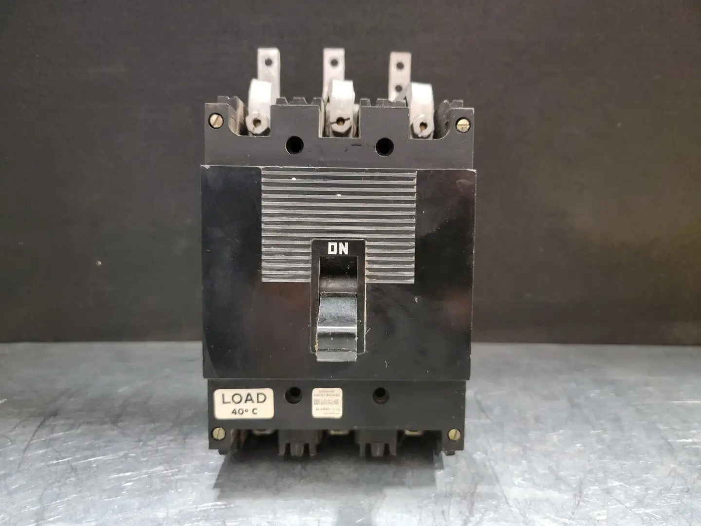 USED SQUARE D 999316