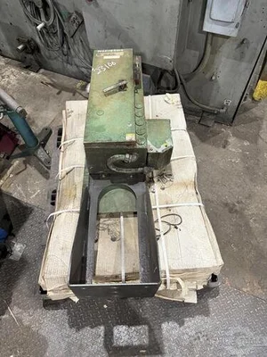 USED 2007 Horizontal Dual Column Band Saws