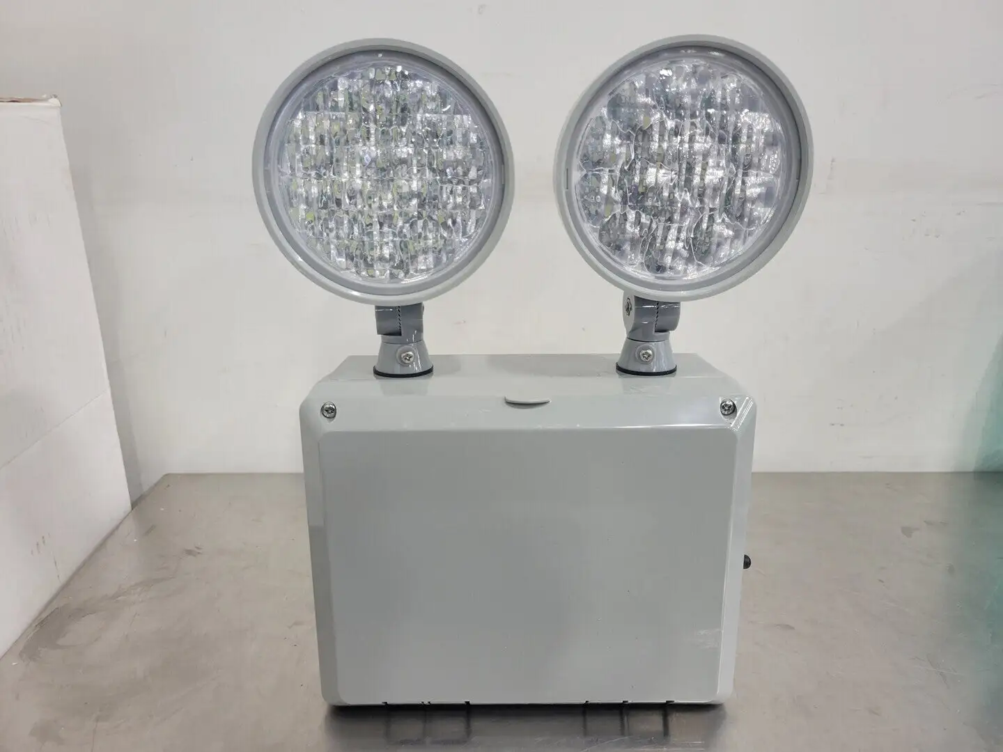 Wet Location Emergency Light LEDTFX-2