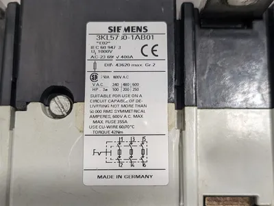 Siemens 3KL5730-1AB01 Disconnect Switch Mechanism 400A 600VAC Used