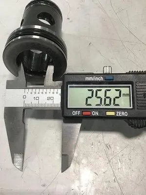 USED VICKERS 25-D20-10