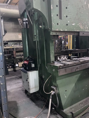 USED 2005 ACCURPRESS 74008