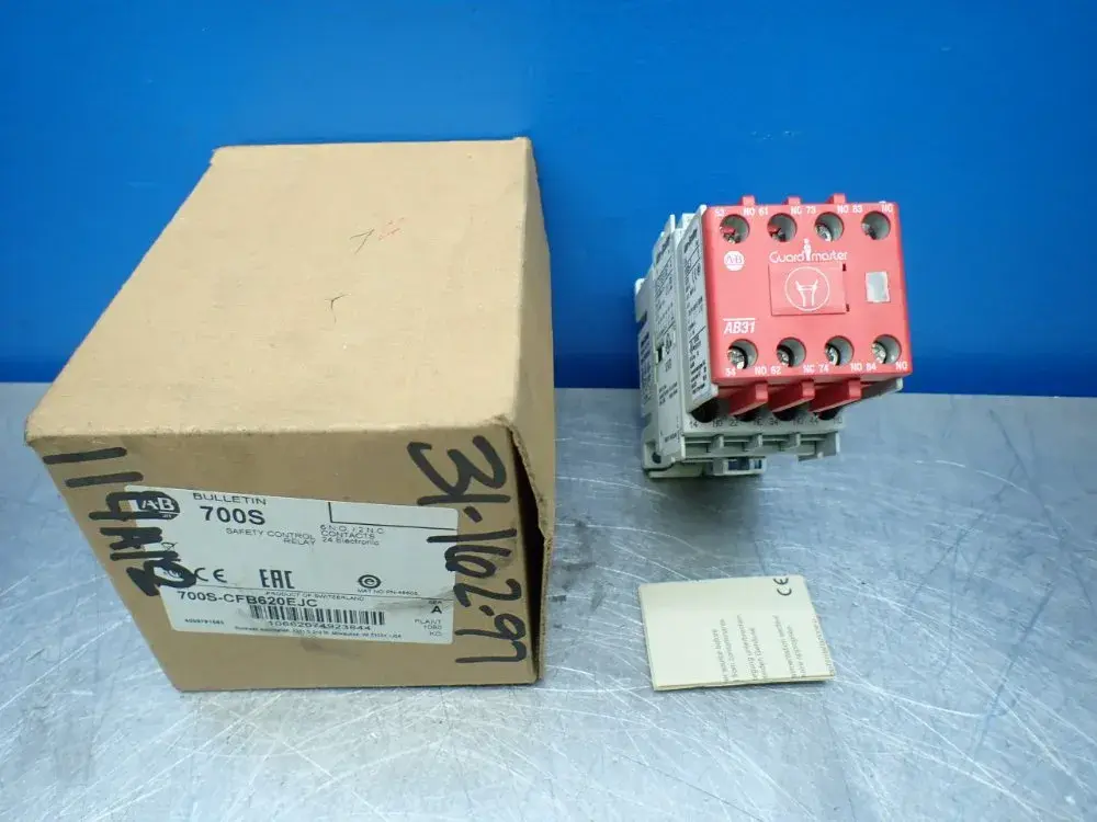 NEW ALLENBRADLEY 700SCFB620EJC