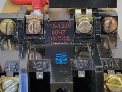 USED ALLEN-BRADLEY 700-P200A1