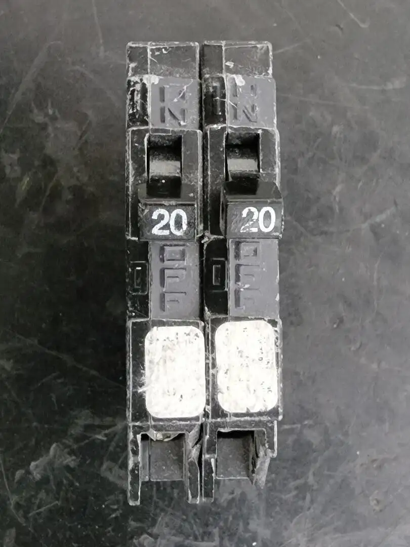 20 Amp, 2 Pole, 120/240 volts Circuit Breaker
