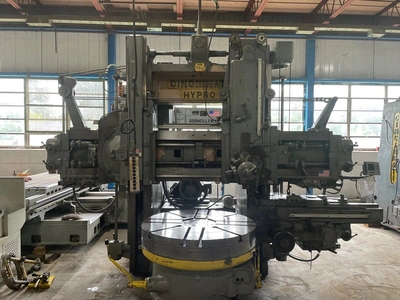 52" CINCINNATI HYPRO Vertical Boring Mill