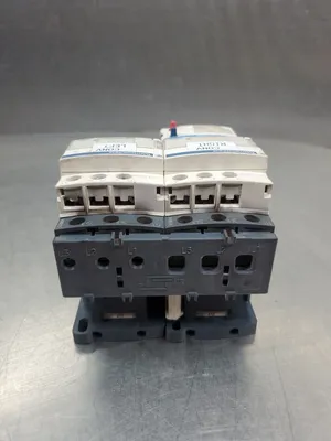 Telemecanique LC2D09 08 03 Reversing Contactor, 25A (LRD 08) 4C-13