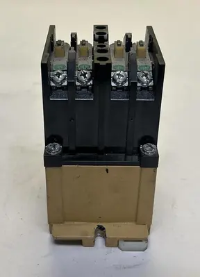 USED ALLEN-BRADLEY 700-P800A1
