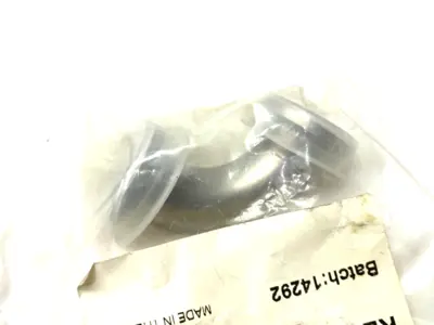 USED AGILENT STAINLESS STEEL 90-DEGREE ELBOW FITTING 1.5" CLEARANCE NW16