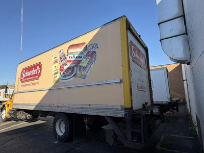 Used 2006 INTERNATIONAL 4300SBA4X2 Box trucks Ohio US | Miedema Asset Management Group #1578142