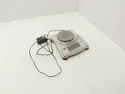 Ohaus Scout SPX622 Precision Analytical Balance Weigh Scale 620 Grams Portable