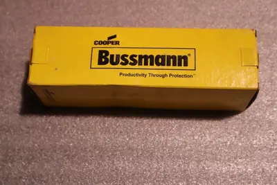 Cooper BUSSMANN LPJ-250SP Low-Peak TIME Delay Fuse STOCK 5822