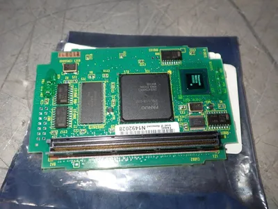 NEW FANUC A20B33000280
