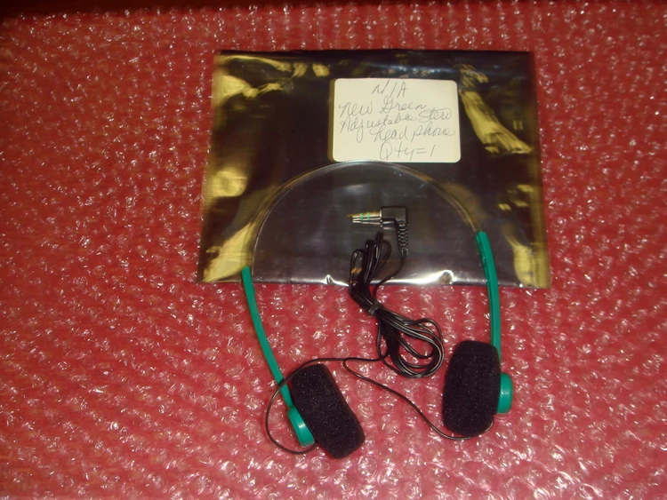 Used Unbranded Green Adjustable Stero Head Phone Office Equipment Arizona US | ASSET CONVERSION SPECIALISTS, INC. #325042