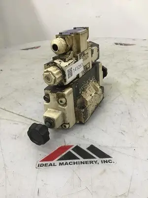 USED YUKEN DSHG-04-3C40-T-R2-D24-50136