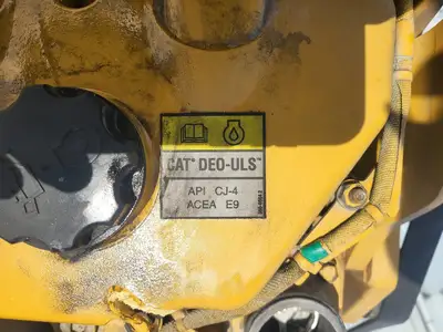 USED 2014 CATERPILLAR 3733745