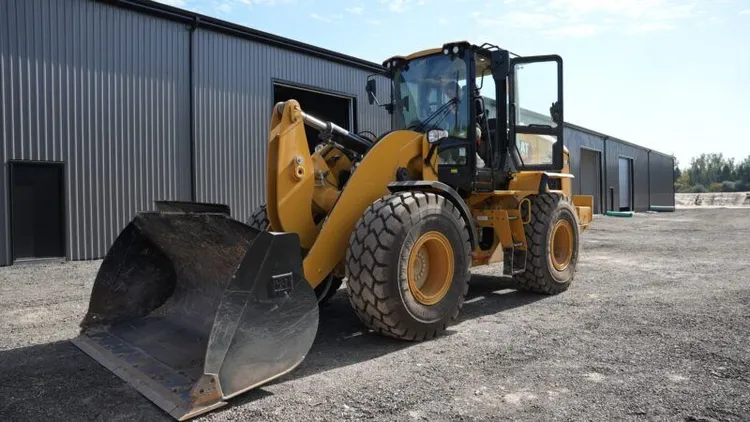 Used CATERPILLAR 930 Wheel Loaders Ontario CA | Impact Rentals #1019127