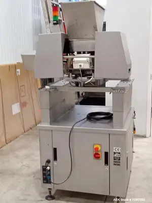 Industrial Electronic Tablet and Capsule Counter – C.E King TC-8 for Bottling
