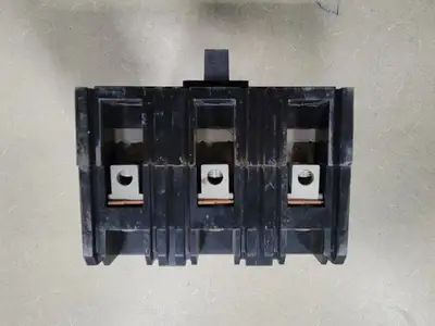USED SQUARE D FHP3603015M