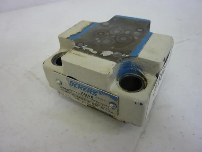 Used VICKERS CVCS25D1S210S19 Valves/Fittings Michigan US | Ideal Machinery #597224