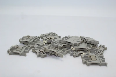 Used Phoenix Contact VDE-0611 Misc Industrial Equipment California US | Davliegogo LLC #1718544
