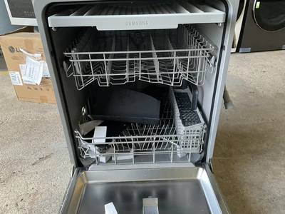Used SAMSUNG DW80CG4051SR Dishwashers Michigan US | Miedema Asset Management Group #1769133