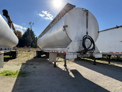 Used 2012 WARREN BULK FEED TRAILER Tanker Trailers Michigan US | Miedema Asset Management Group #1709523