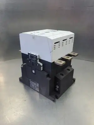EATON DIL M400 XTCE400M 600V 450A Contactor. 4E