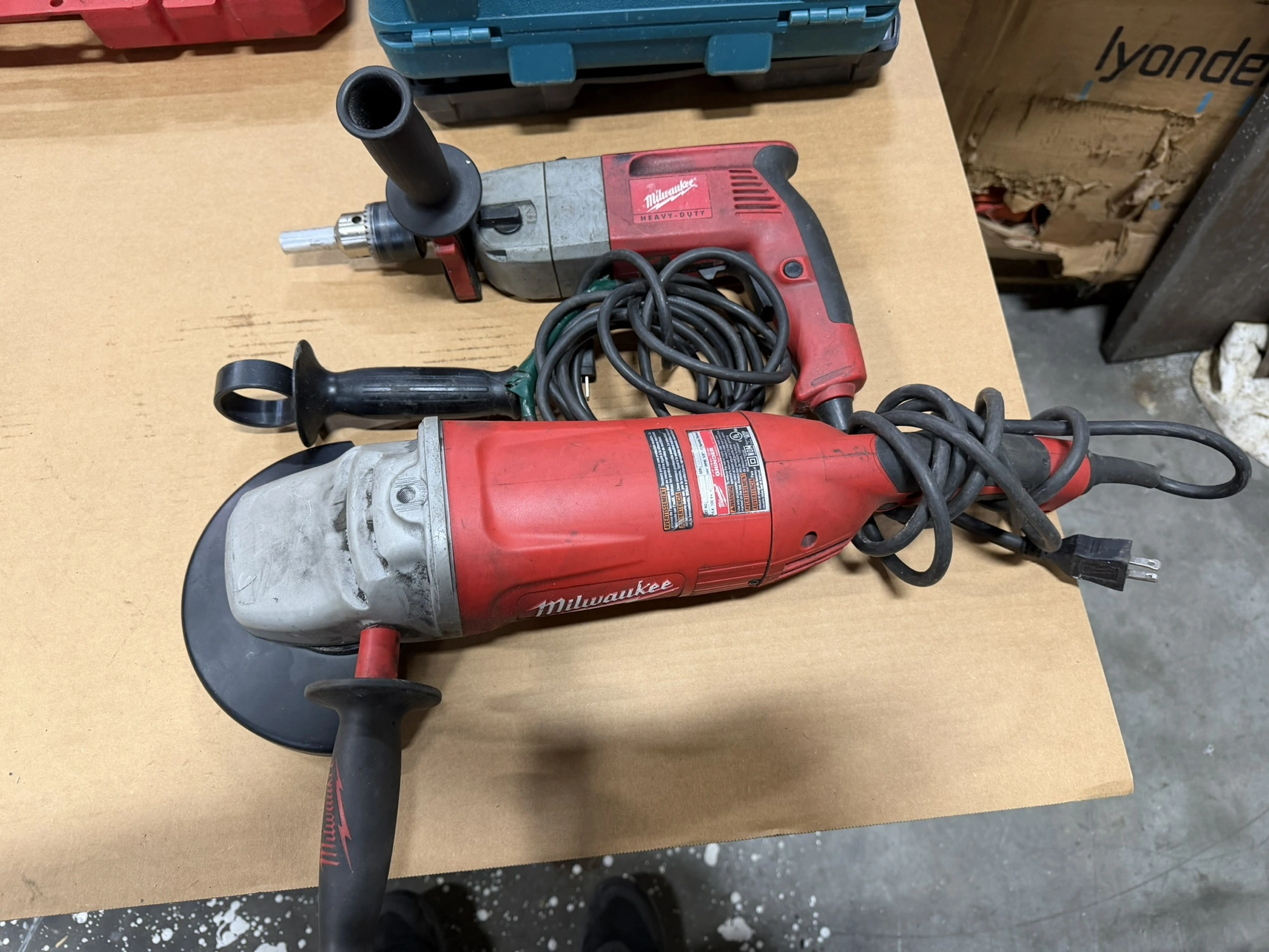 Lot of Milwaukee power tools, includes (1) Cat #6088-30, 120V, 6600 RPM, 7" / 9" grinder, and (1) Ca...