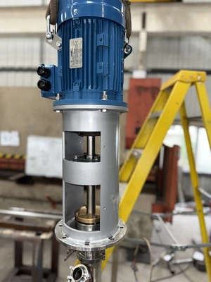 5.5 kw - AT040-63 Rigal Bennett Tubular Vortex Stirrer