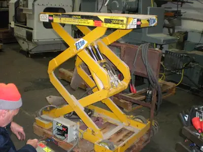 ECDA, 2000 Pound, 18" x 36", Power Lift Table