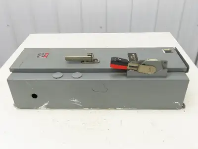 Cutler Hammer A30CDA0 Combination Motor Starter 10Hp 480V 3Ph Size 1 Fused