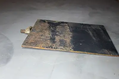 Non-Galvanized Ground Plates with 5/8" Stud 1016BTB-NG