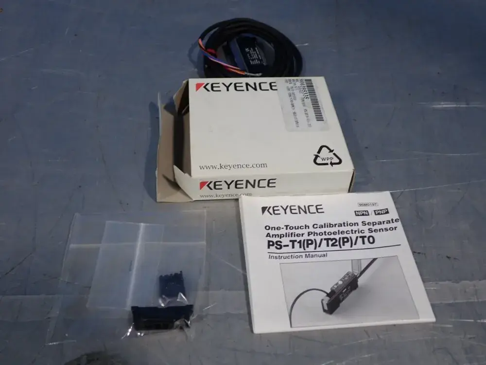NEW KEYENCE PST1