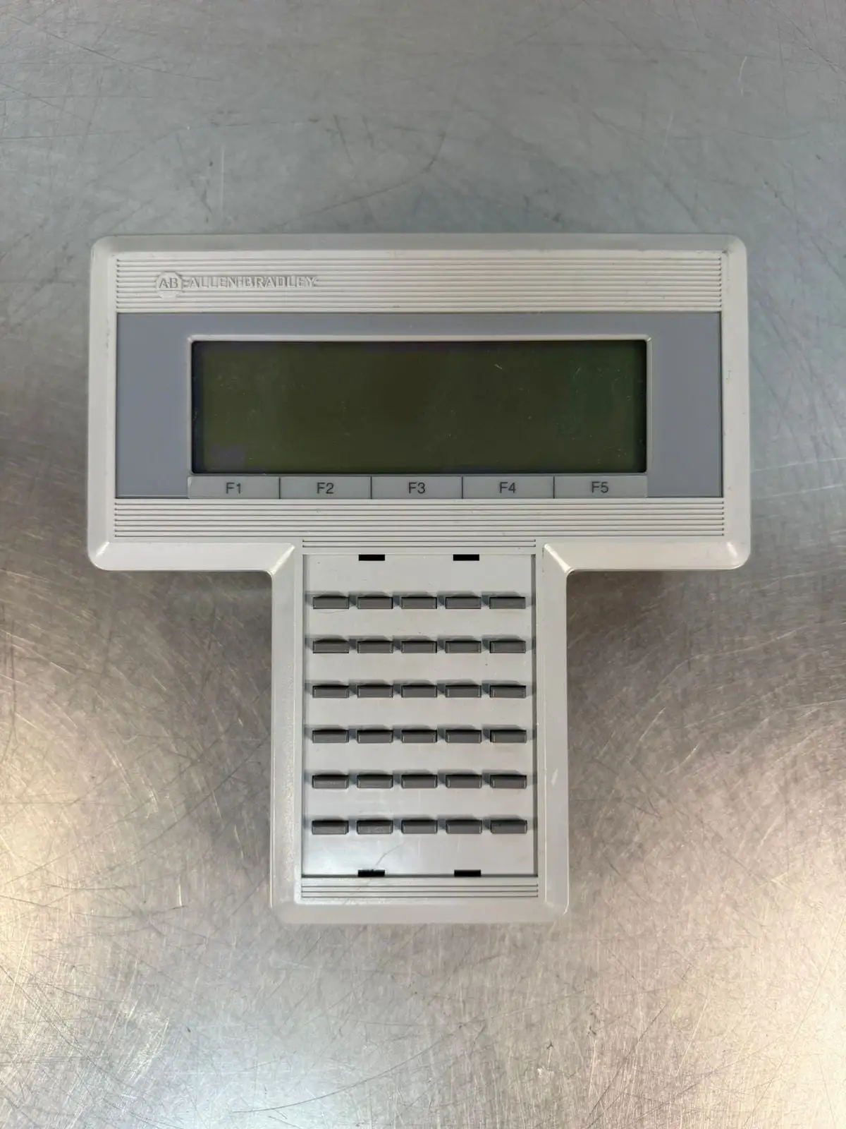 Allen Bradley 1747-PT1 /A Slc 500 Programmer 24Vdc – 3.5W (2.3.5)