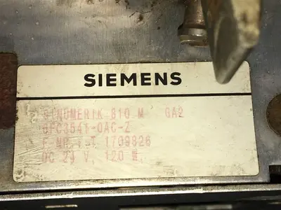 USED SIEMENS SINUMERIK 810 M