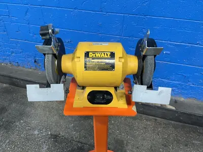 Used DEWALT DW756 Pedestal Type Grinders (Double End) Ohio US | HGR 24 #1276878
