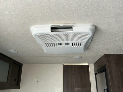Used 2018 WILDWOOD XLITE Campers, Caravans, Motorhomes Michigan US | Miedema Asset Management Group #1423309