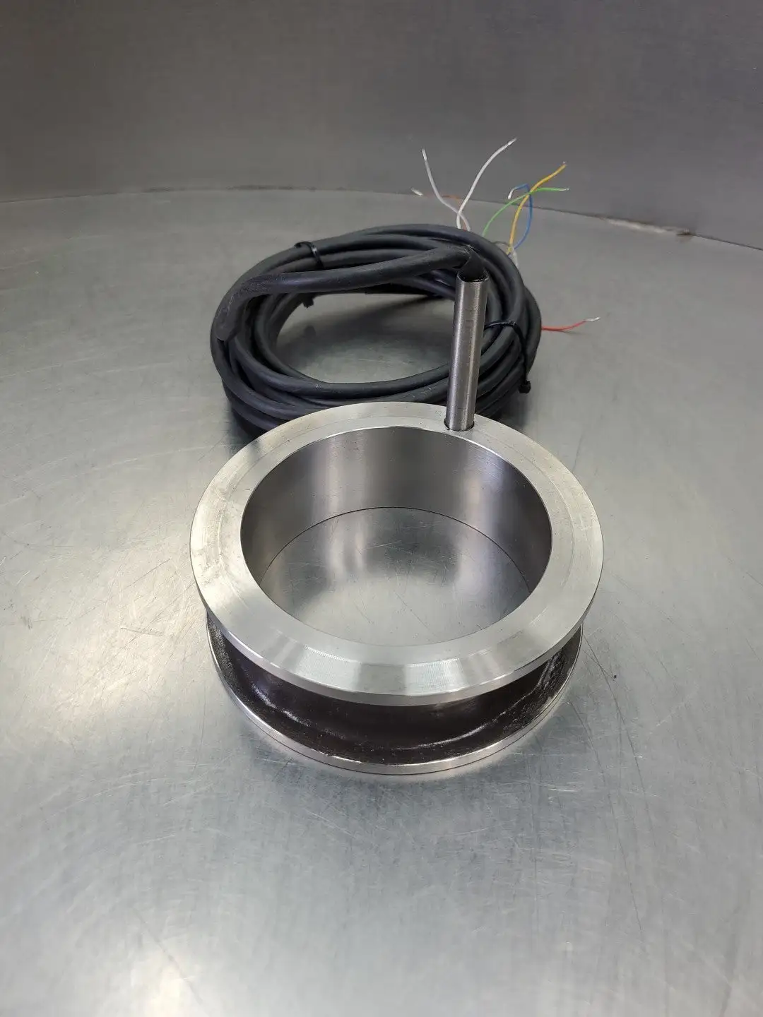 USED Coperion 50980-790 Pressure Load Cell, 190 Bar