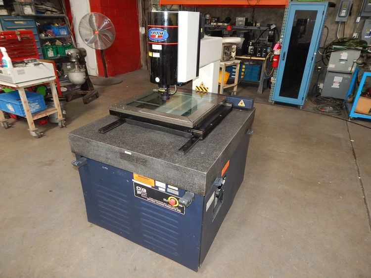 Used OPTICAL GAGING PRODUCTS _UNKNOWN_ Comparators | OCO Industrial #1733911