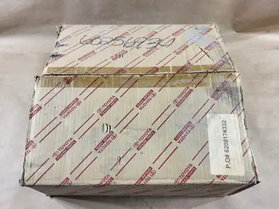 NEW TOYOTA 42431-60250