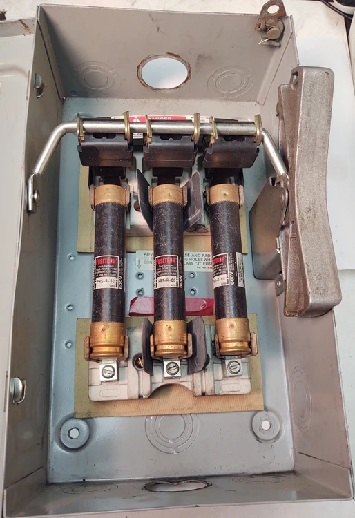 Used SIEMENS Does Not Apply Disconnects Kentucky US | Edwards Industrial Repair #975149