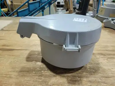 USED CROUSE-HINDS VMVS070/TT