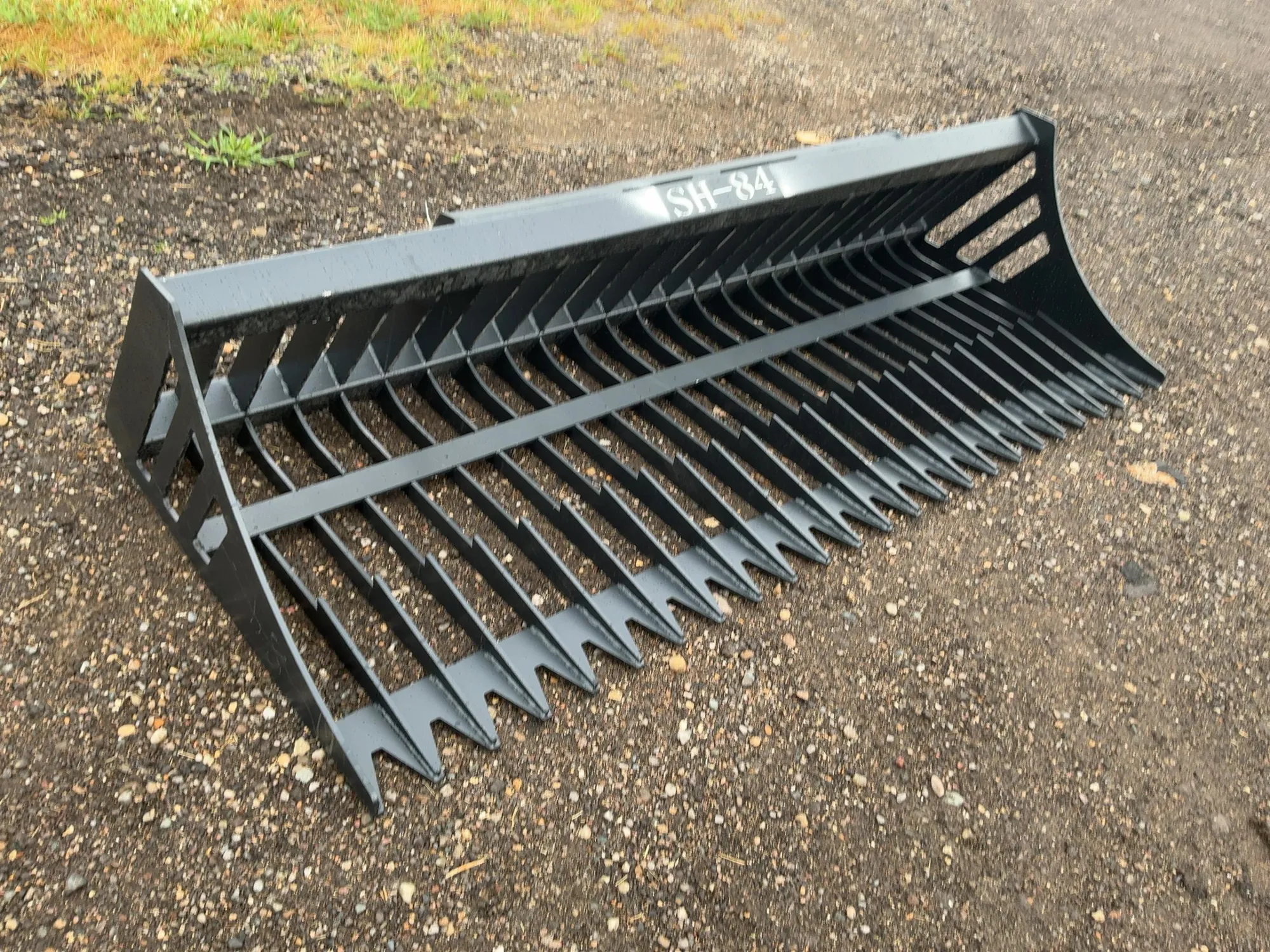 Used _UNKNOWN_ _UNKNOWN_ Rock Buckets Michigan US | Miedema Asset Management Group #1327849